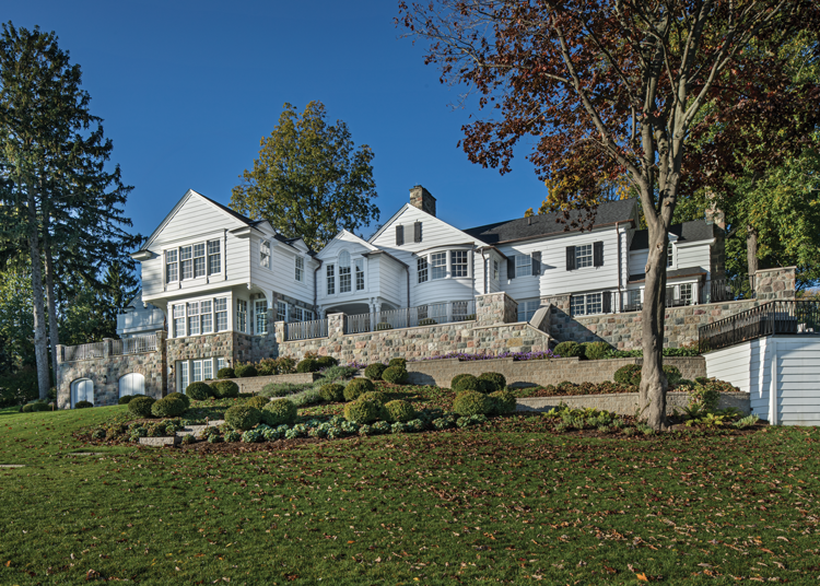 Gilbert-Lake-renovation-home-exterior