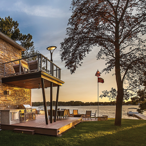 Detroit Design Awards 2022: DECK PATIO PORCH, 3rd Place Entry 3779554 - Angelini & Associates Architects - Photography Jeff Garland